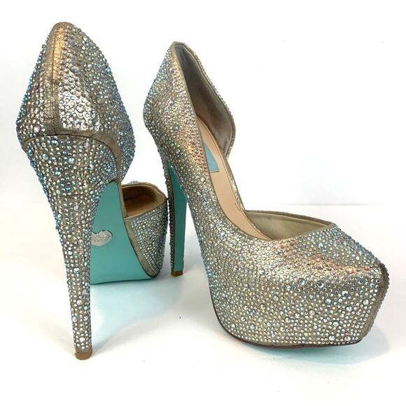 Betsey Johnson Star Bedazzled Platform Pump - Picture 1 of 8